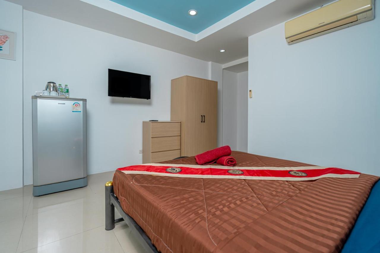 Nice To Meat You Rooms Patong Екстериор снимка