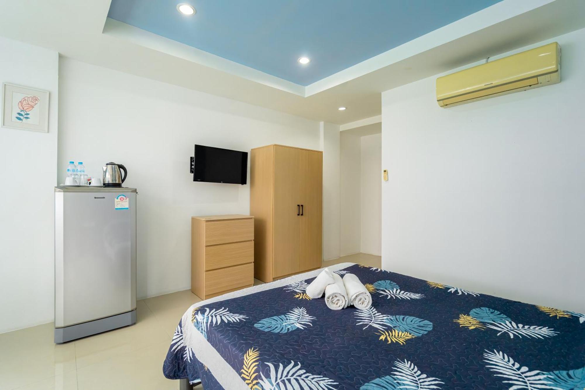 Nice To Meat You Rooms Patong Екстериор снимка